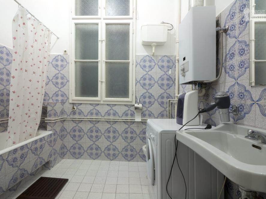 2Night Hostel Budapest Ngoại thất bức ảnh