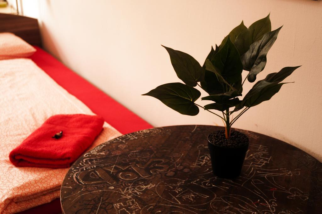 2Night Hostel Budapest Ngoại thất bức ảnh