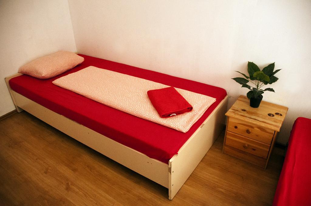 2Night Hostel Budapest Ngoại thất bức ảnh