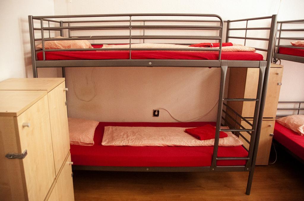 2Night Hostel Budapest Ngoại thất bức ảnh