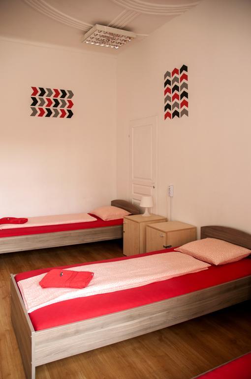 2Night Hostel Budapest Ngoại thất bức ảnh